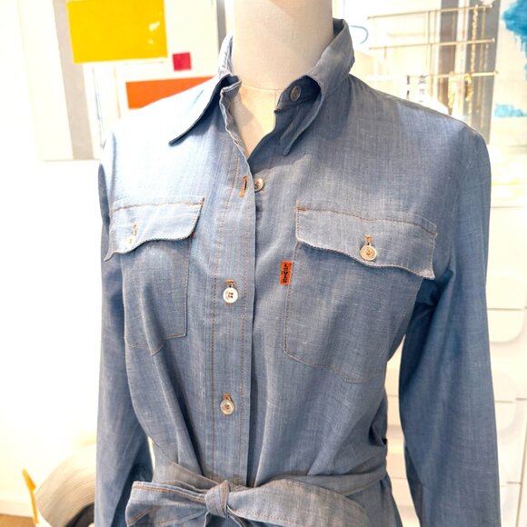 Vintage 1970s Levi's Orange Tab Chambray Belted Shirt Dress // Size Small - Picture 3 of 7
